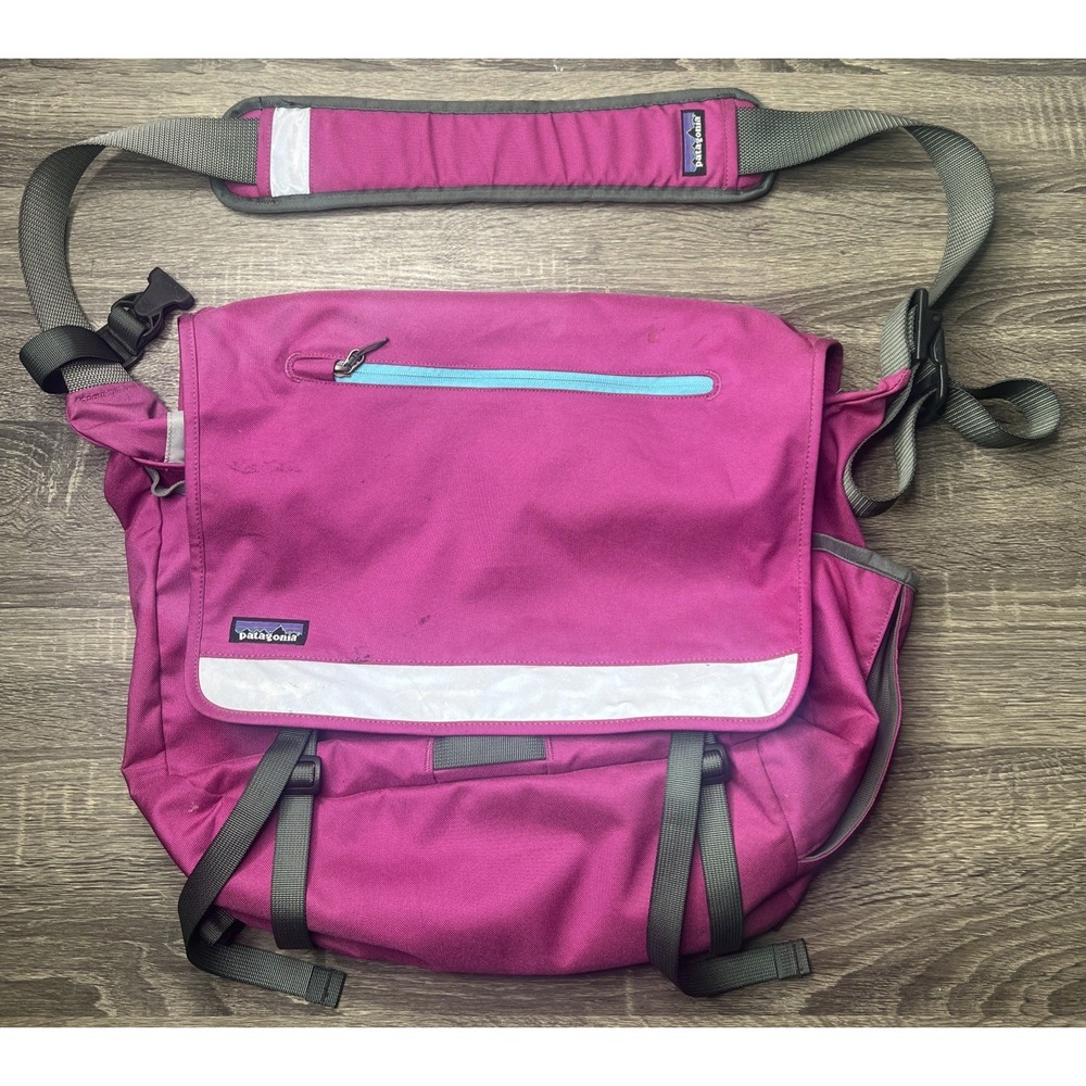 Patagonia Half Mass Messenger Shoulder Polyester Bag Purple Pink 48274 SP11